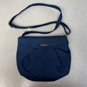 TRAVELON CROSSBODY PURSE!